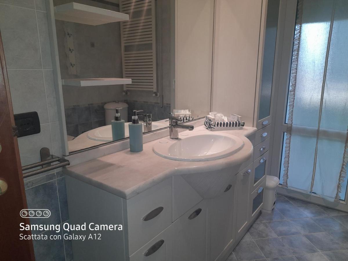 Apartamento La Casa Di Debby Parcheggio Wi-Fi , Aria Condizionata Gratuiti Capannori Exterior foto
